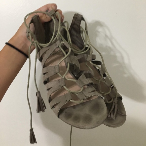 the cutest criss cross sandals ever - Picture 3 of 3